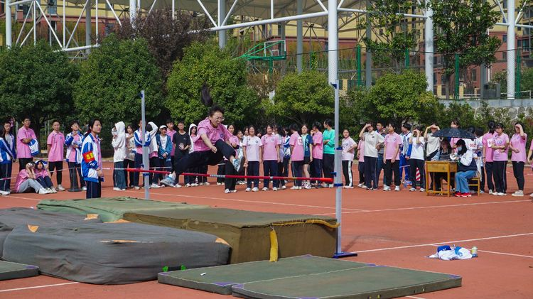 /uploads/235/20221022154947312.jpg?imageView2/2/w/750/h/1400/q/80