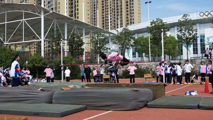 /uploads/235/20221022154948529.jpg?imageView2/2/w/750/h/1400/q/80