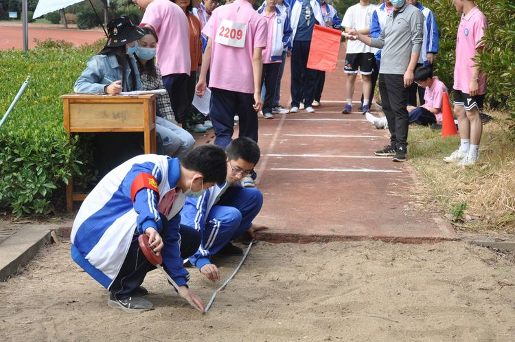 /uploads/235/20221022154956749.jpg?imageView2/2/w/750/h/1400/q/80